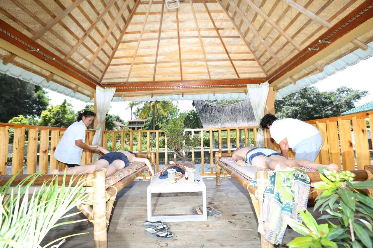 Toba Village Inn Tuk Tuk Exterior photo